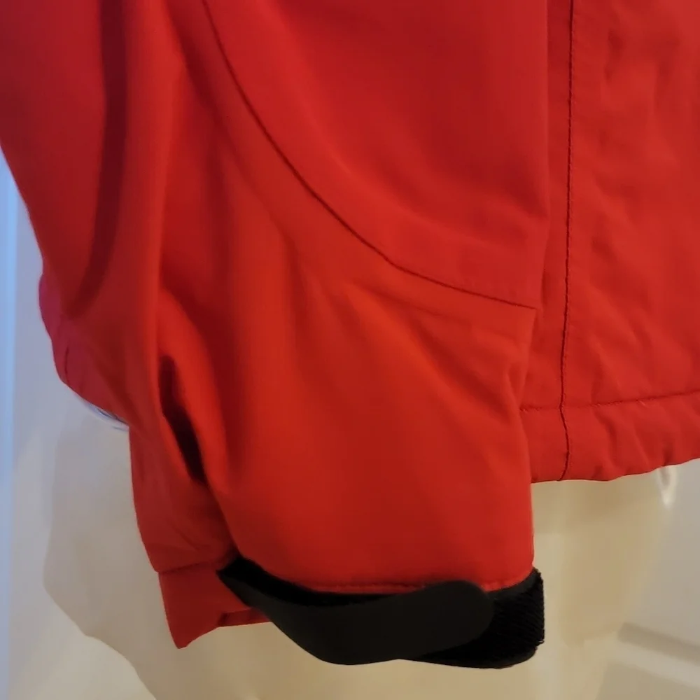 LADIES LANDS'‎ END RED JACKET WITH HOOD (sz small)